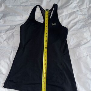 Under Armour Black Fitted Sleeveless Tank Top